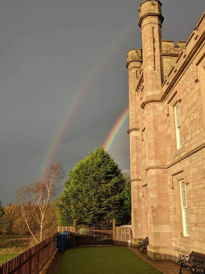 Inverkip Langhouse Castle Bed And Breakfast מראה חיצוני תמונה